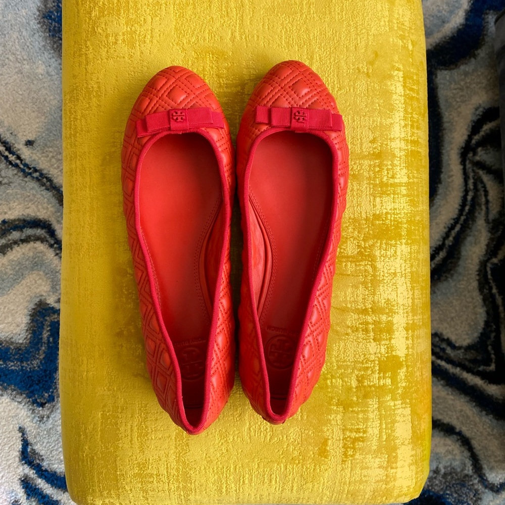 Tory Burch orange quilted ballet flats size 9.